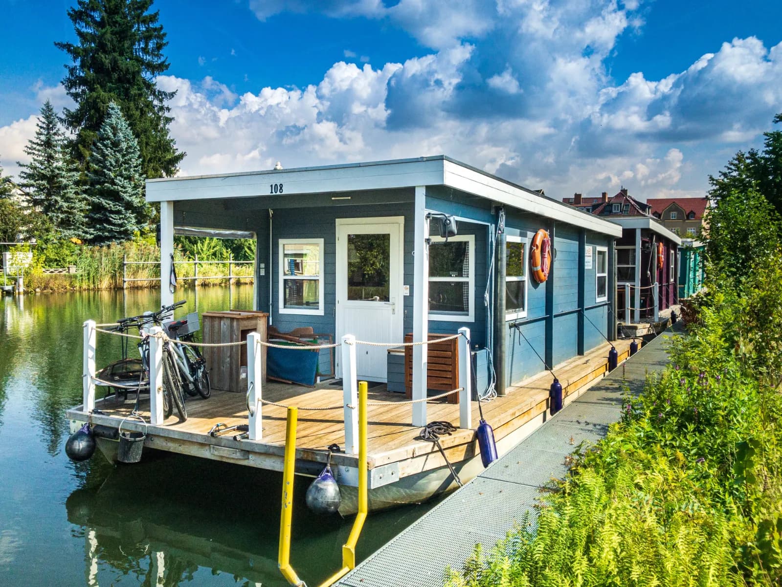 BunBo das Bungalowboot 1