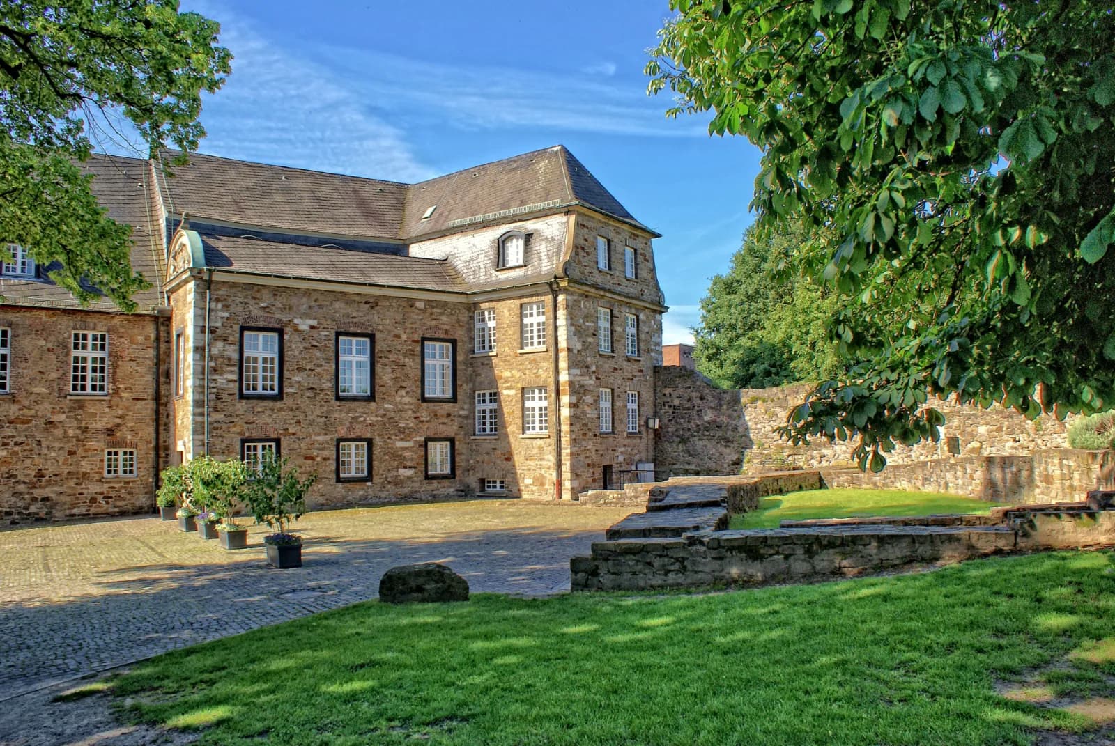 Schloß Broich 1