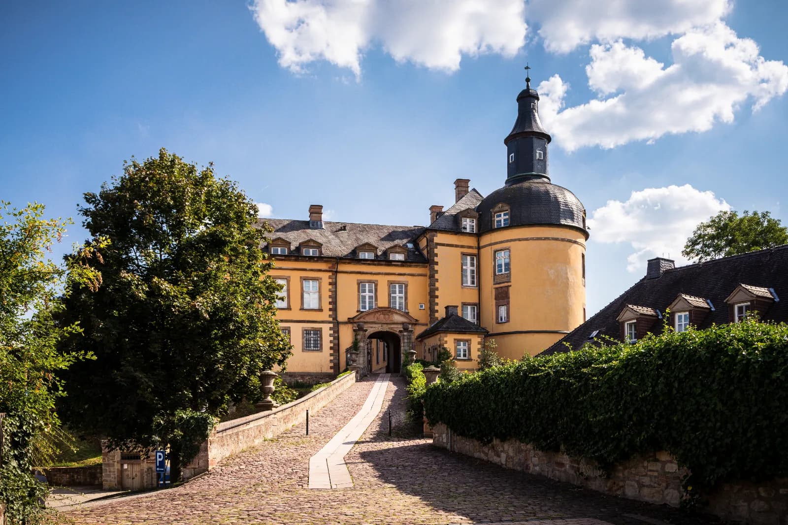Schloss Friedrichstein 1