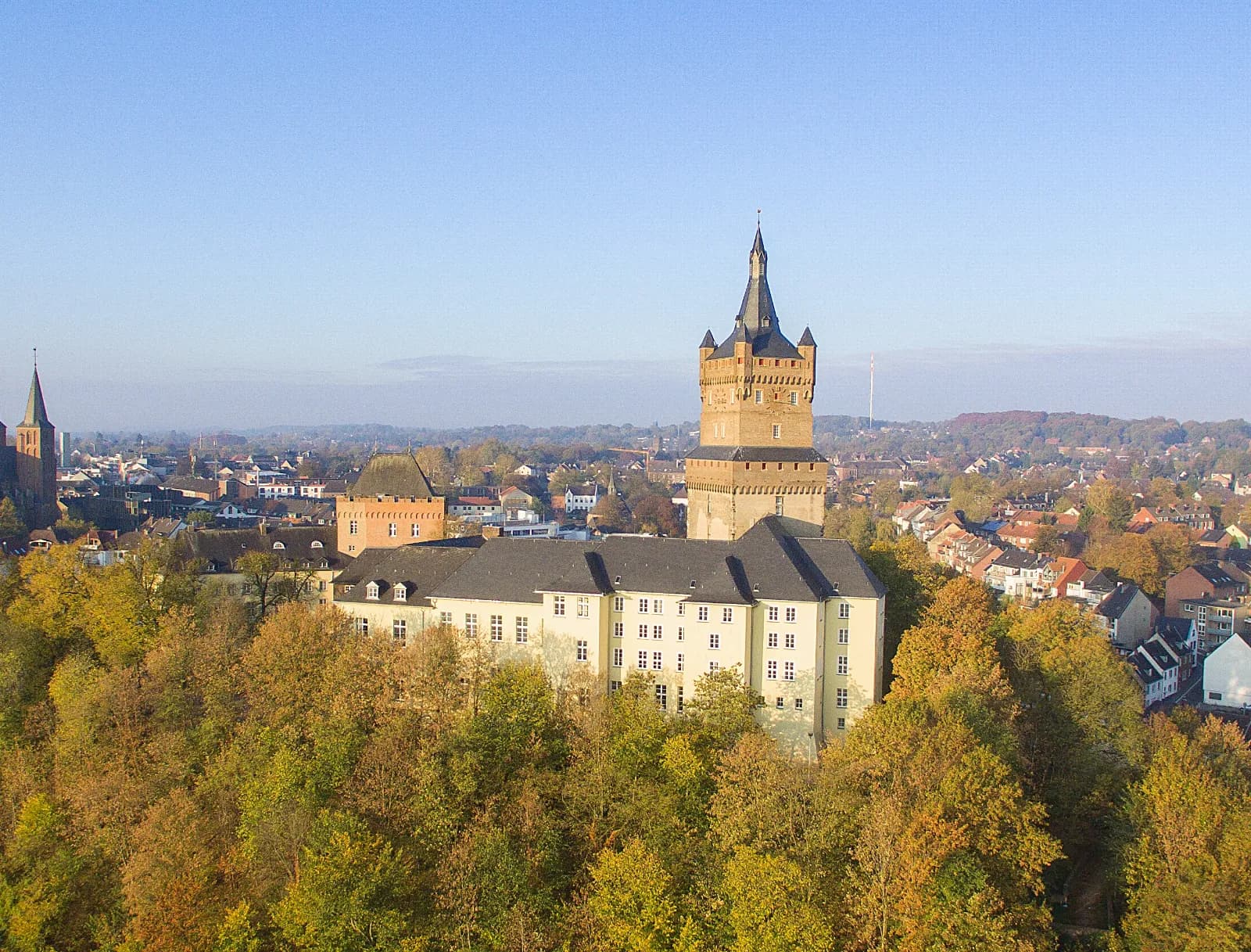 Schwanenburg 1