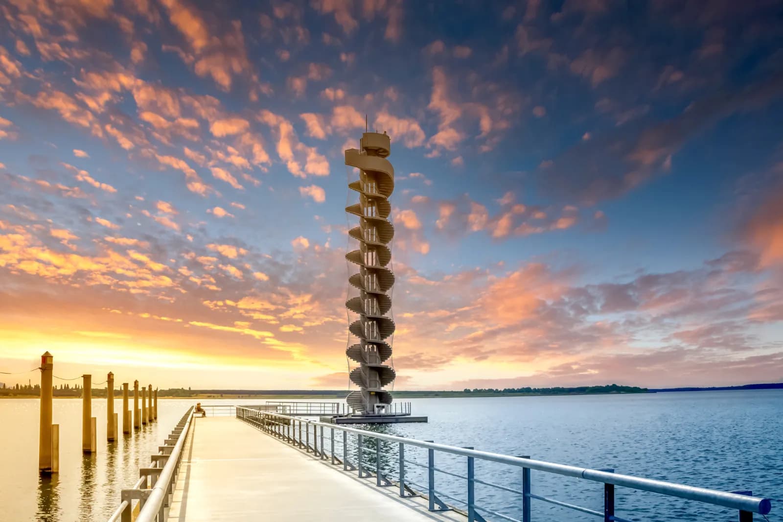 Pegelturm am Goitzschesee 1