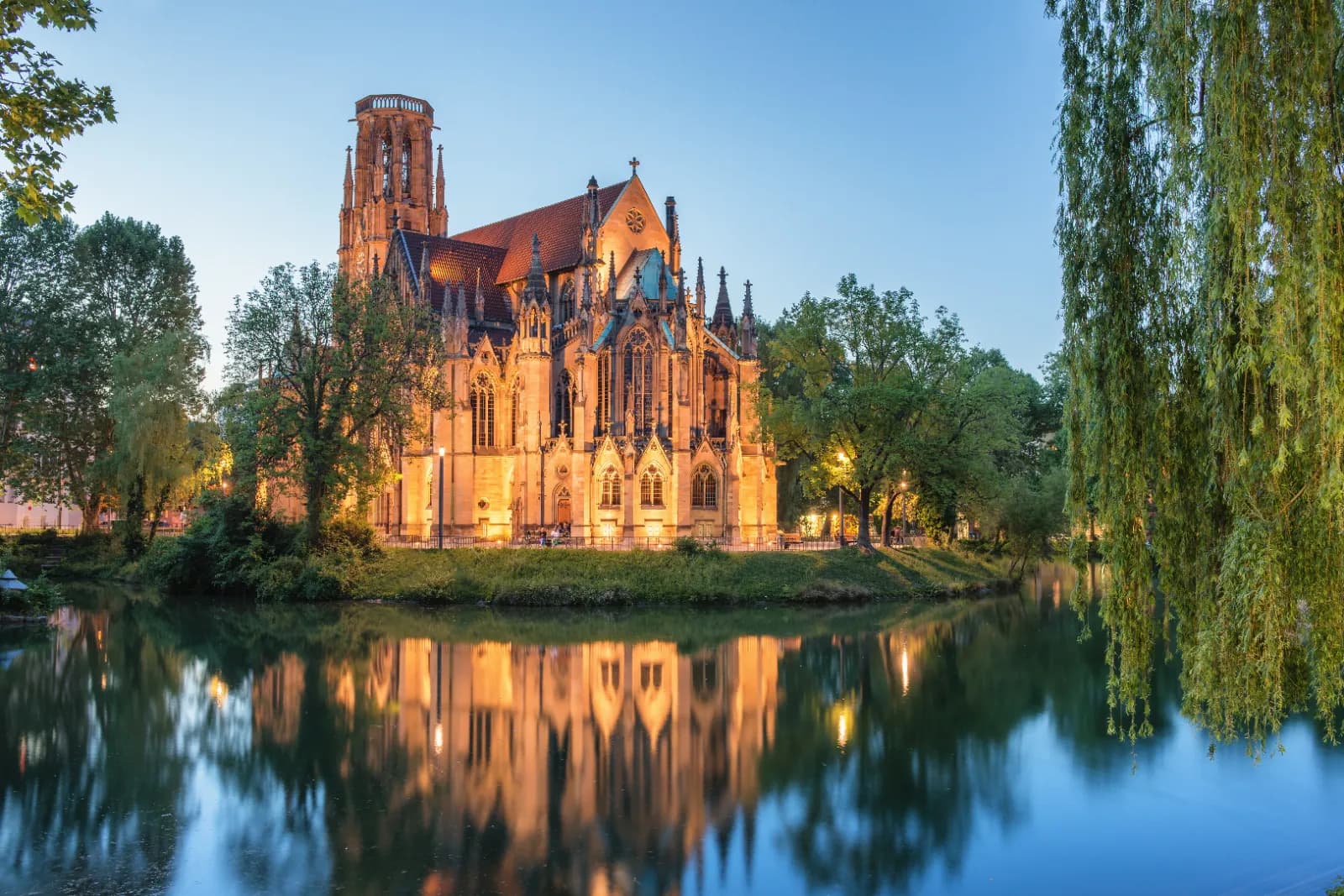 Johanneskirche am Feuersee 1