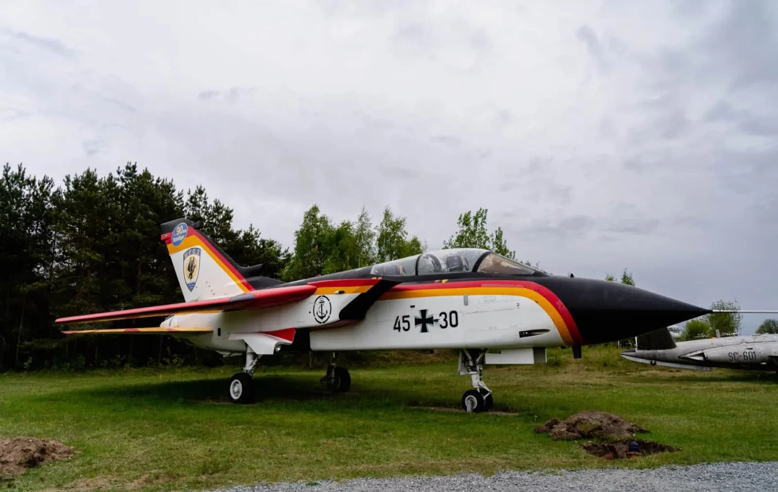 AERONAUTICUM 8