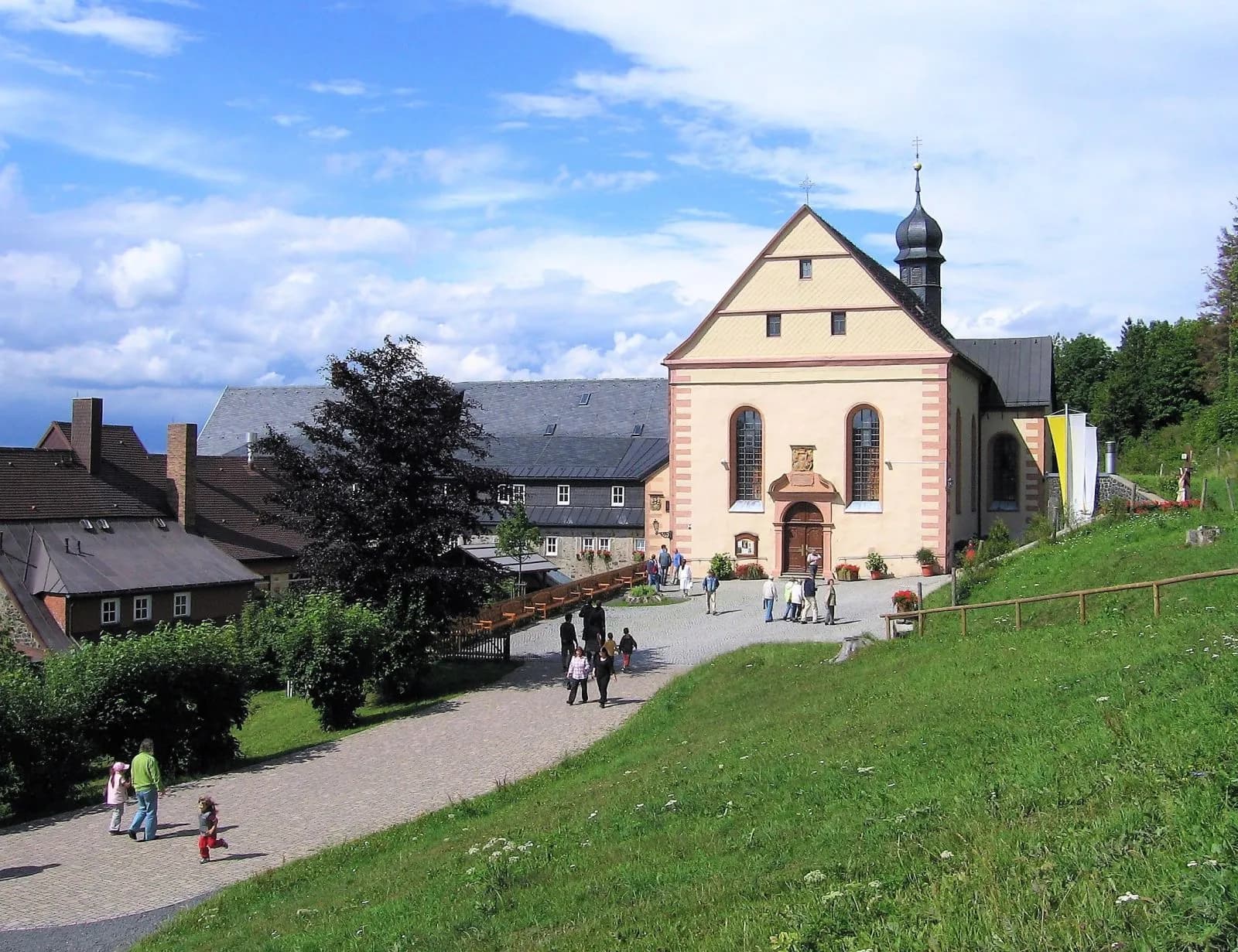 Kloster Kreuzberg 1