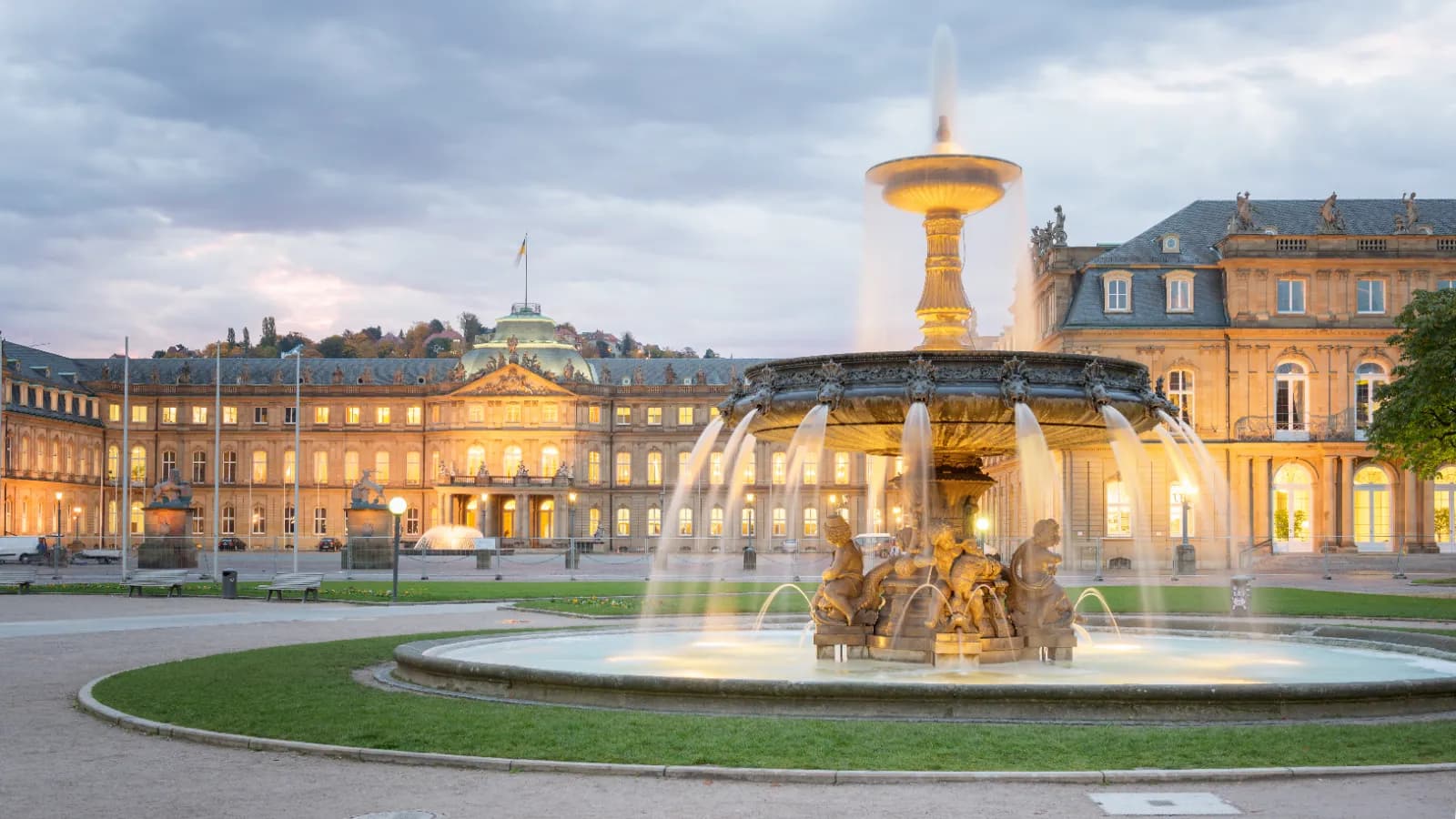 Schlossplatz Stuttgart 1