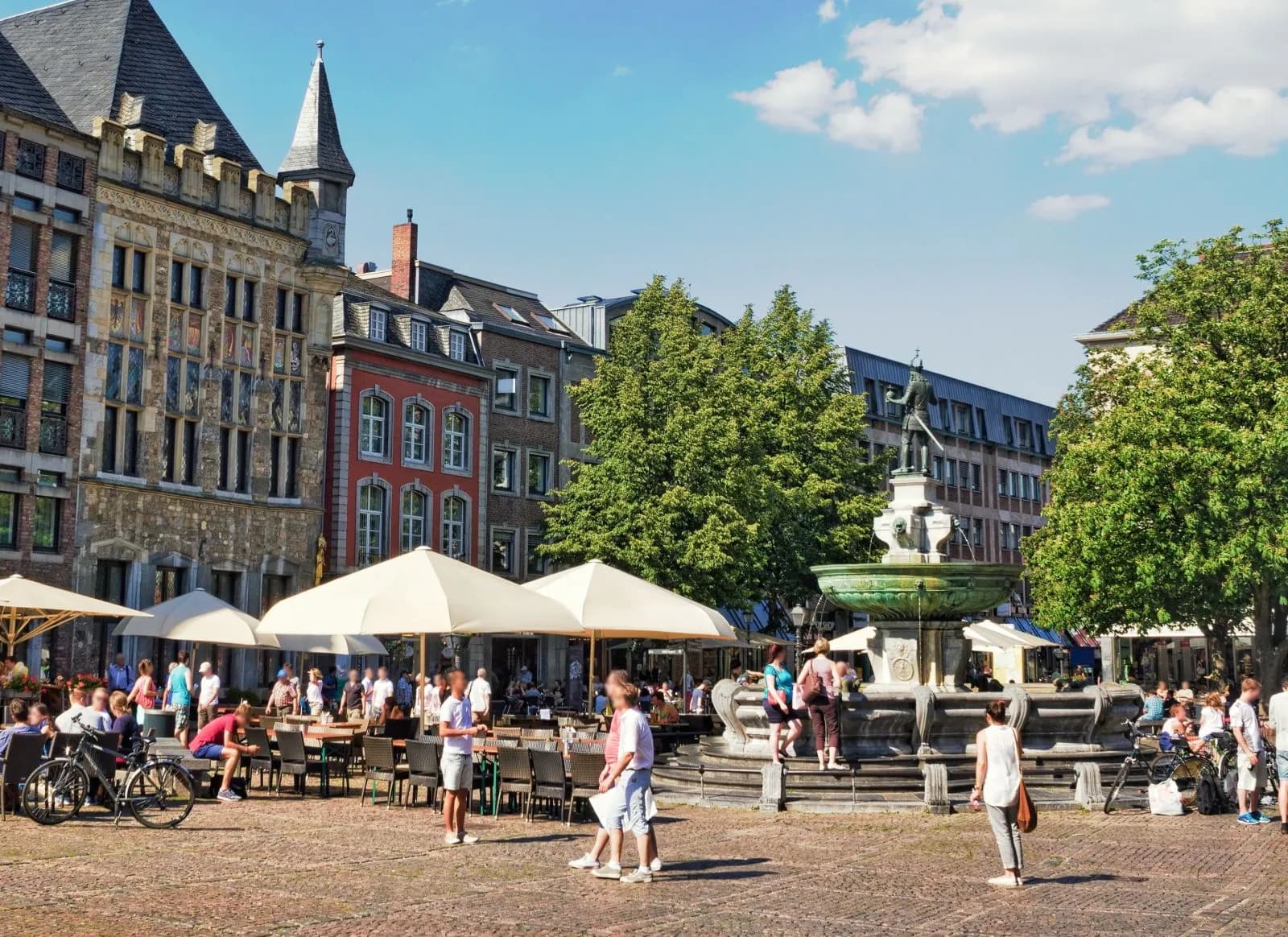 Marktplatz am Rathaus 1