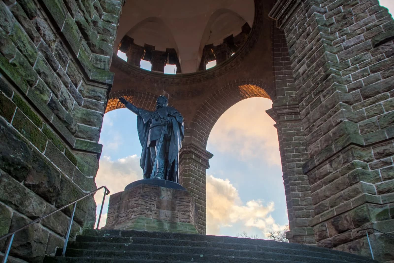 Kaiser-Wilhelm-Denkmal 3