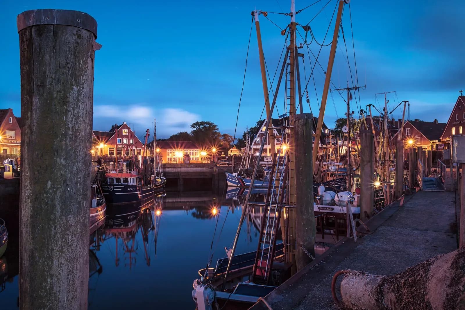 Hafen Neuharlingersiel 3