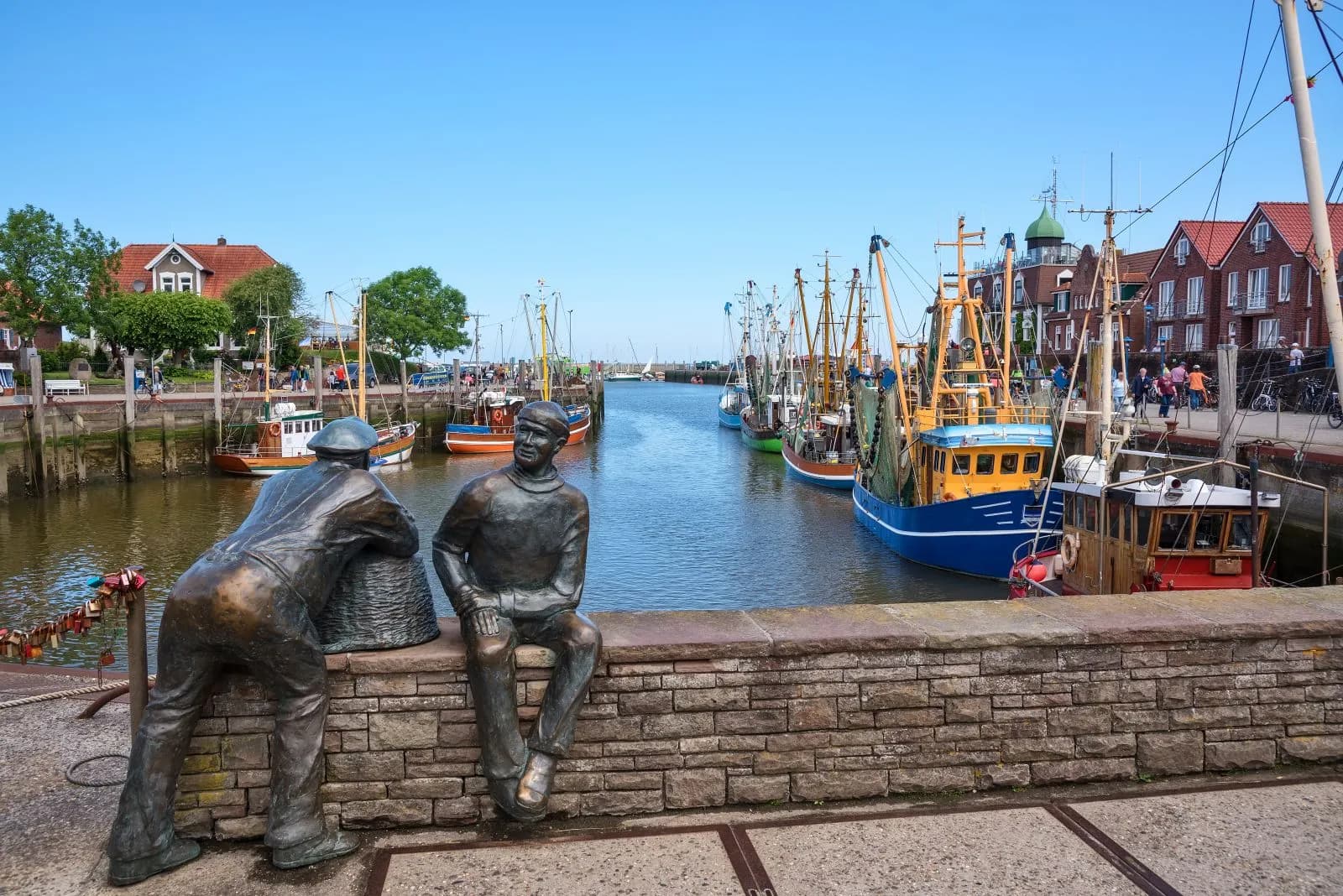 Hafen Neuharlingersiel
