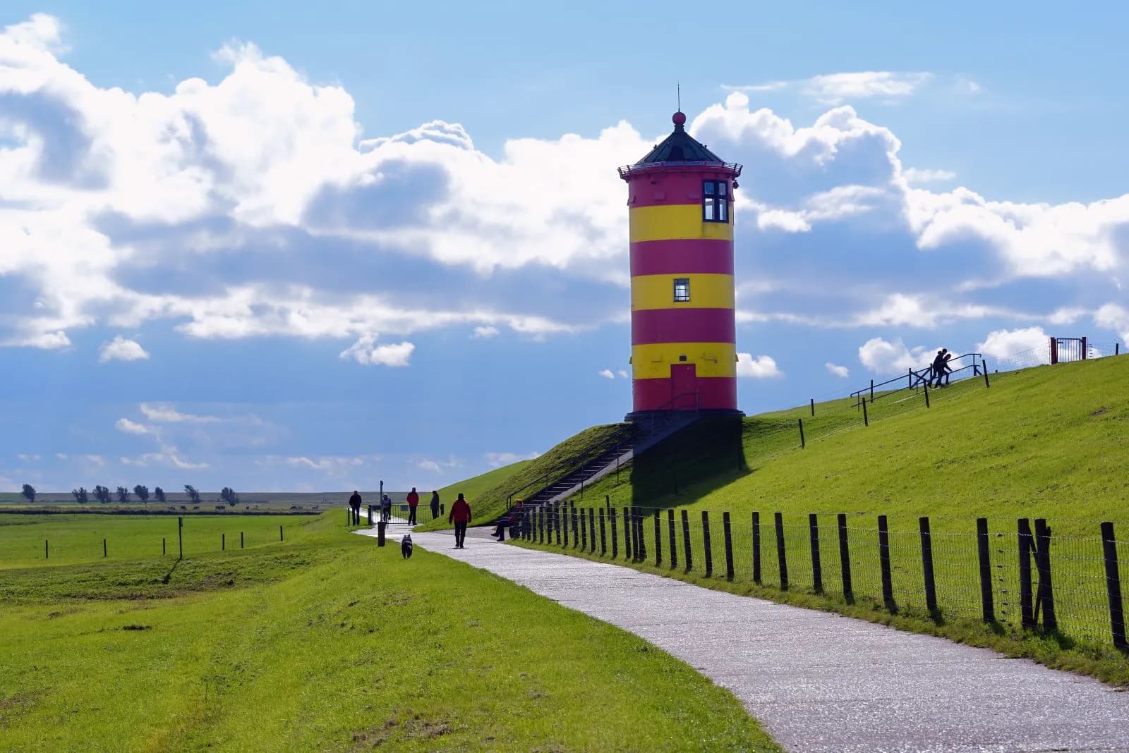 Pilsumer Leuchtturm 2