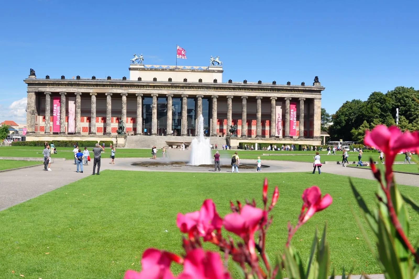 Lustgarten Berlin 3