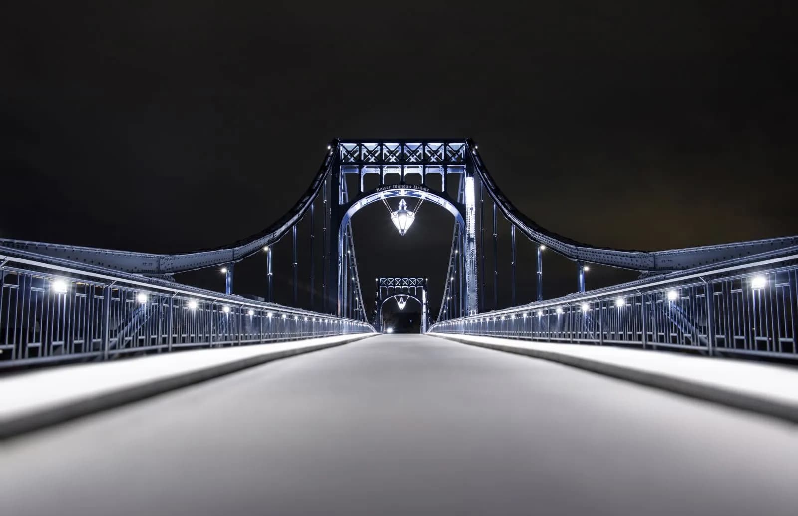 Kaiser-Wilhelm-Brücke 4